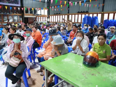 มมร ช่วยเหลือผู้ประสบภัยน้ำท่วมอำเภอสันทราย